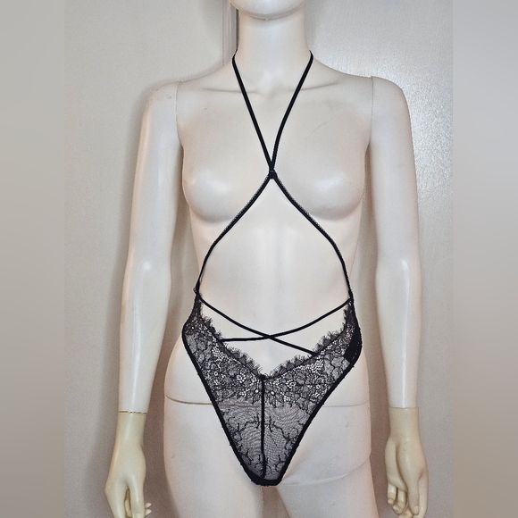 NWOT Victoria's Secret Black Lace Strappy Bodysuit Size XS - Picture 6 of 8